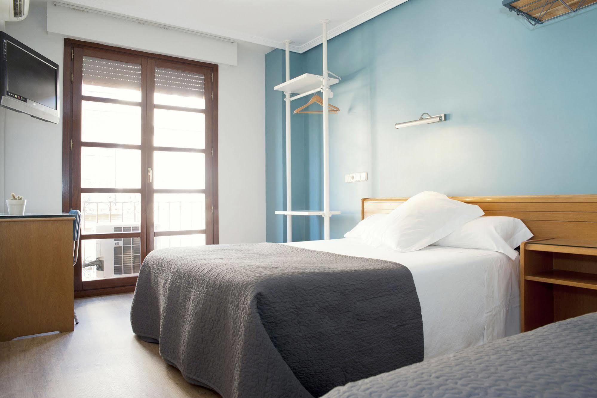 Apartamentos Sabinas Don Jaime Сарагоса Екстер'єр фото